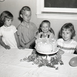 582-Ginger Pruitt's 6th birthday party May 25 1959
