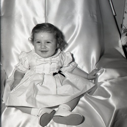 789- Janice Jennings 1-year old April 8 1960