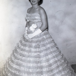 809- Beatrice Finley April 29 1960