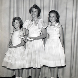 844- McCormick Elementary School award winners Linda Campbell Rosemary Fooshe Virginia Dorn May 19 1960