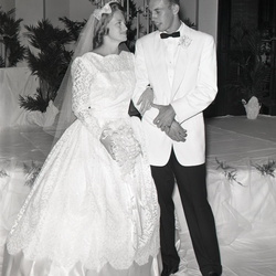 911- Dorothy Blackmon - Mack Winn wedding September 10 1960