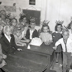 919- Birthday party for Myrtle Ruth Collier's little girl September 22 1960