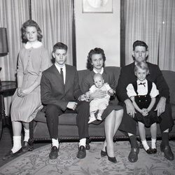 965- George Dorn family December 8 1960