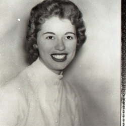 970- Linda Creswell copy of photo for engagement December 27 1960