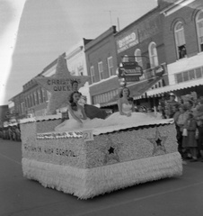 051-McCormick Christmas Parade, Dec. 6, 1955