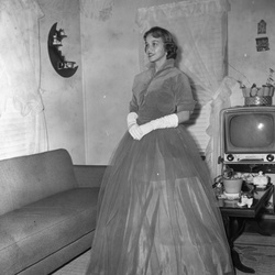 120-Betsy Corley Trenton SC May Queen Dec 7 1956