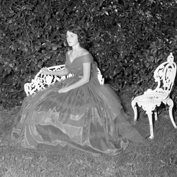 265- McCormick beauties  Dianna Blitch   Bobbie Lynn Pa  Oct 1957