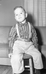 283-Bill Walker, 4th birthday. Christmas 1957