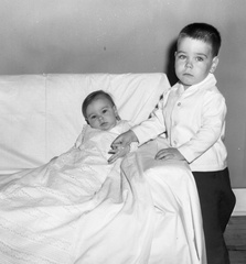 317-Children of Ralph Creswell April 6, 1958