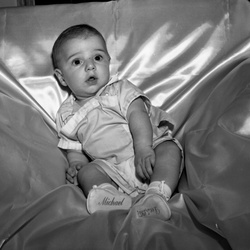 323-Little Michael Wright son of Gene & Vivian Wright born Dec 5 1957 photo April 18 1958