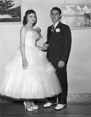 324-Patsy & Carl, Jr-Sr photo April 25, 1958