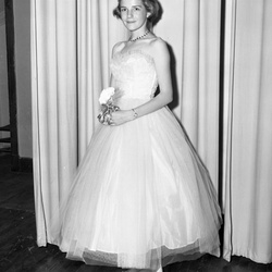338- Rachel Maddox Beauty Contest May 2 1958