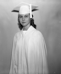 355-Patsy & Carl, cap & gown photos. May 26, 1958