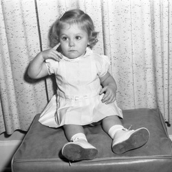 420-Larry Edwards little girl 15-months old October 27 1958