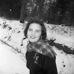 476-Personal photos snow. December 10 11 & 13 1958