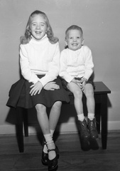 478-Mrs Bill Ballenger children  December 17 1958