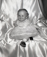 1011- Susan Lynn Major 1 year old daughter of Joe Major March 15 1961