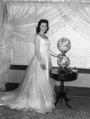 1014- Betty Sue Brown First wedding anniversary photo March 19 1961