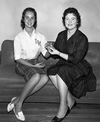 1027- Beth Turner Georgia Typing Champ  April 24 1961