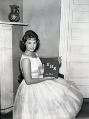 1061 - Betty Ann Jackson  Miss Rod  Yearbook Edgefield May 2 1961