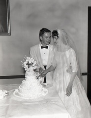 1078- Betty Bledsoe - George Cresswell wedding June 3 1961