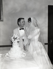 1078- Betty Bledsoe - George Cresswell wedding June 3 1961