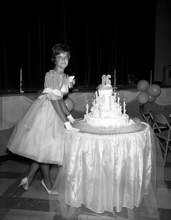 1111 – Fran Stewart 16th Birthday party  August 26 1961