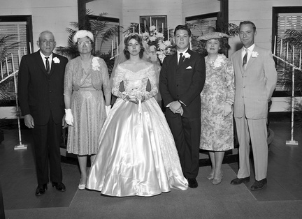 1220-Myrtle Parton-Trevor Belangia wedding 04 21 1962