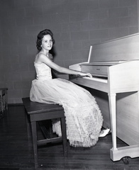 1249- Mrs Morgan Piano Recital Plum Branch May 15 1962