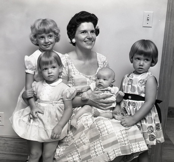 1435- Mrs W J Allred and daughters June 11 1963
