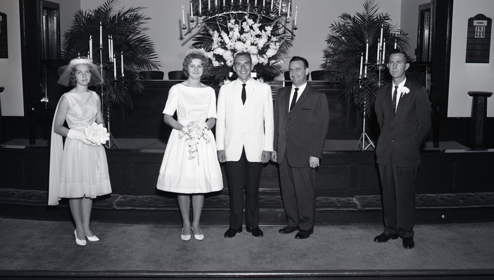 F:\1524- Betty Wardlawwedding dress. December 26, 1963