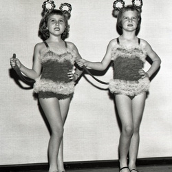 1559A - Kathy Traynham's School of Dance Ware Shoals April 23 1964
