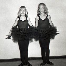 1559B - Kathy Traynham's School of Dance Ware Shoals April 23 1964