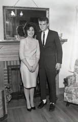 1623- Billy Scott baby and sister December 4 1964