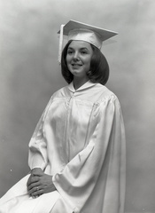 1673- Judy McKinney cap & gown photos May 1965