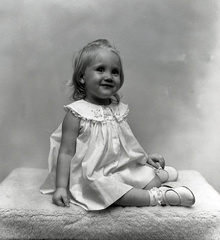 1702- Bowen children  August 1965
