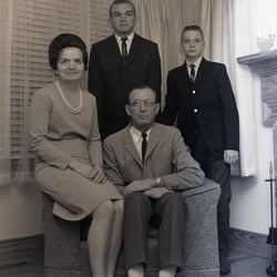 1751- J B Holloway family January 5 1966