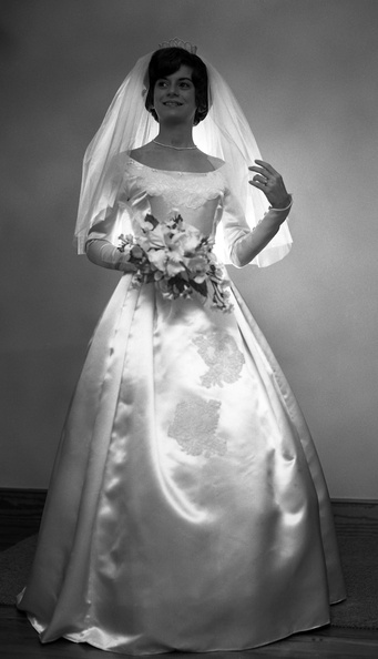 1793 - Callie Jean Scruggs wedding dress May 5 1966