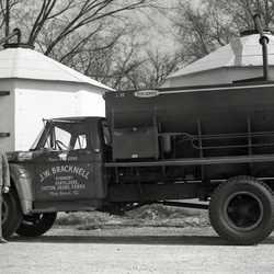 2062- Bracknell's Fertilizer Spreader February 9 1968