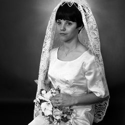 2091- Diane Goolsby Wedding dress March 28 1968