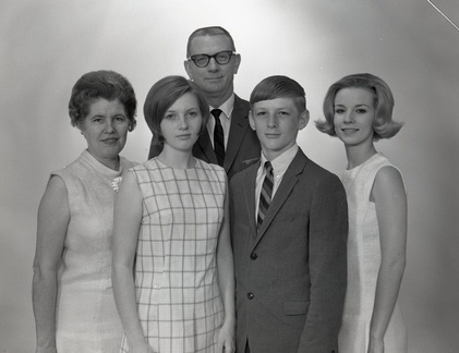 2161- Wilton Browne Family, May 23, 1968