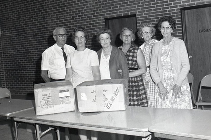 2252- Red Cross packs boxes for McCormick service men, September 20, 1968