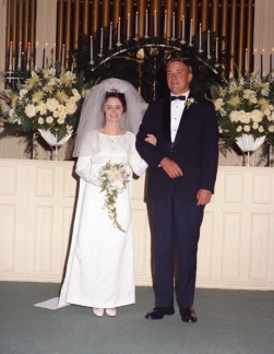 2266- Melanie Craycraft Thomas Wells wedding, October 6, 1968