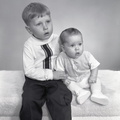 2317- Sue Wilkes children, December 7, 1968