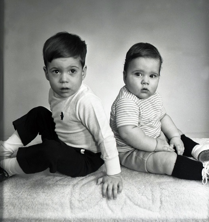 2324- Nellie Partridge's children, December 14, 1968