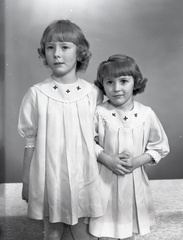 2382- Virginia Waltons baby and Walton sisters, March 1, 1969