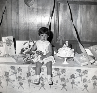 2449- Nancy Daniel birthday party, May 12, 1969