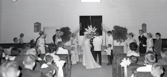 2474- Linda Barnett wedding, May 25, 1969