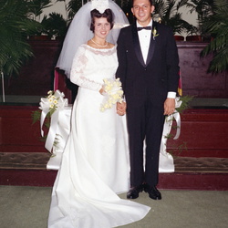2520- Elaine Cely Wedding July 19 1969