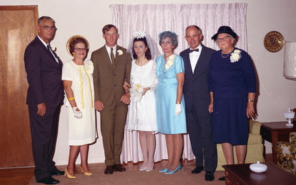 2544- Melissa Winn wedding, August 31, 1969